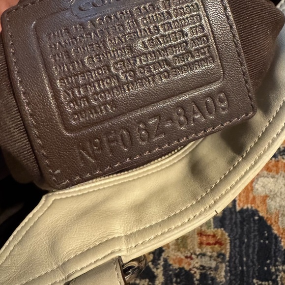 Vintage Coach Soho 8A09 Y2K Ivory White Leather Tote Shoulder Bag Rare - Picture 9 of 10